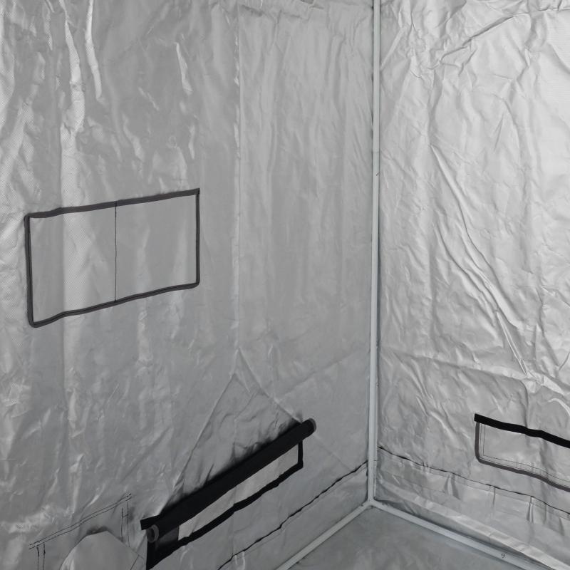 Titan Growbox Versione 2.0 240x240x200cm